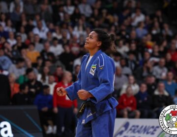 Depois de nove meses lesionada, Ellen Froner fatura o bronze no Grand Slam de Paris