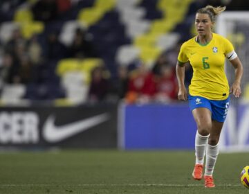 Tamires valoriza chances ao elenco após derrota da seleção feminina