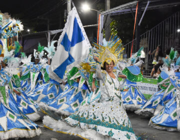 Carnaval movimenta hotéis, bares e restaurantes com impacto positivo na economia da cidade