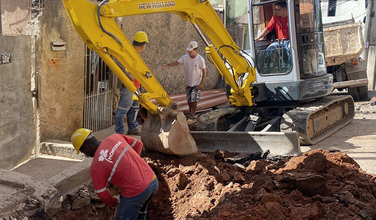 PJF remodela 230 metros de redes de esgoto no bairro Olavo Costa