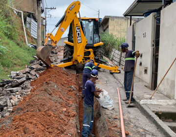 Obras de remodelação de 750 metros de redes de água avançam no bairro Vila Ideal