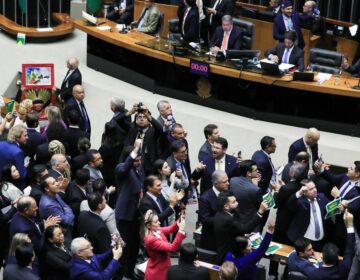 Câmara aprova marco temporal de demarcação de terras indígenas