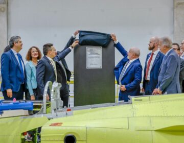 Produção de caças Gripen fortalece indústria nacional, diz José Múcio