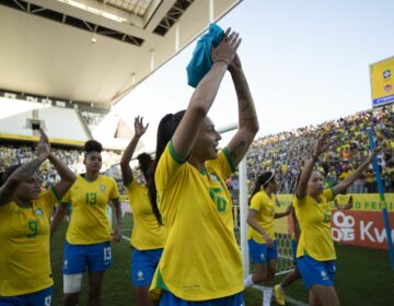 Brasil sobe 1 posição em último ranking da Fifa antes da Copa Feminina