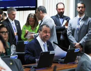 Comissão do Senado aprova relatório do novo arcabouço fiscal