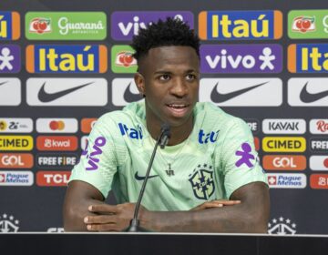 Vinicius Júnior agradece apoio na luta contra o racismo