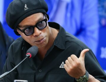 Ronaldinho Gaúcho nega ser dono de empresa de criptomoedas