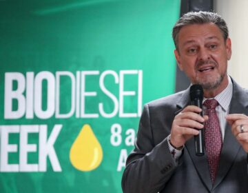 Carlos Fávaro defende regulamentação de biodiesel B20