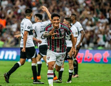 Fluminense joga bem e derrota o Olímpia por 2 a 0 no Maracanã