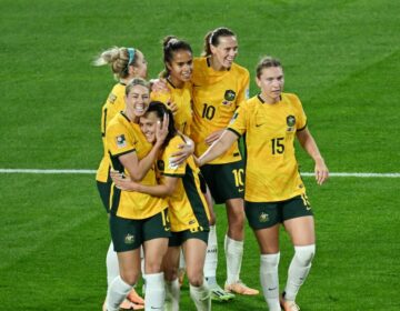 Austrália faz 2 a 0 na Dinamarca e avança às quartas da Copa Feminina