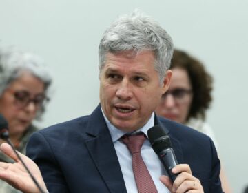 Ministro diz que governo quer paz no campo e retomará reforma agrária