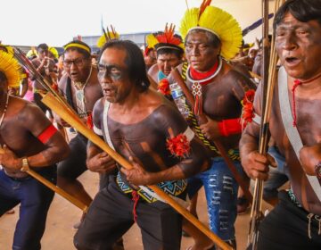 Indígenas e órgãos internacionais celebram derrubada do marco temporal