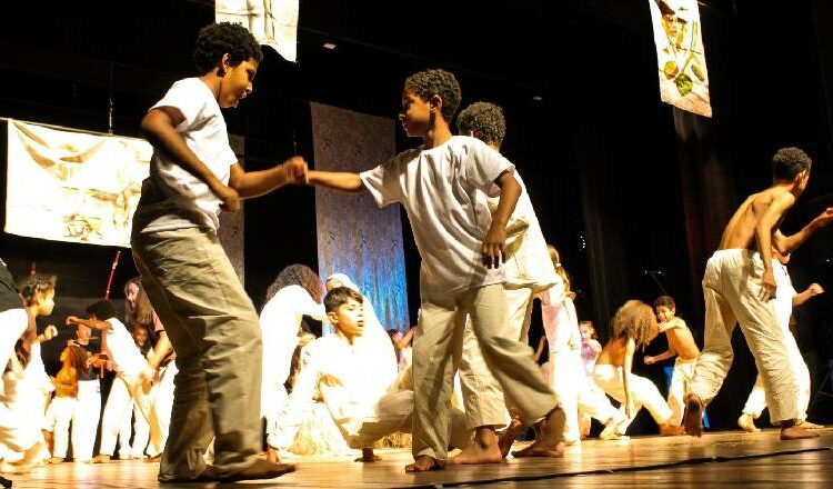 Gente em Primeiro Lugar promove Batizado de Capoeira, com transmissão ao vivo