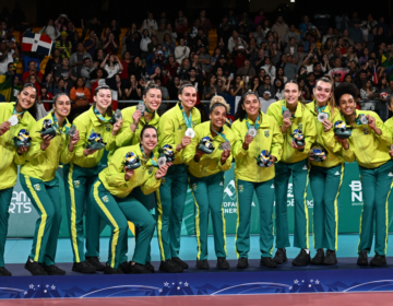 Seleção brasileira garante prata pan-americana no vôlei feminino