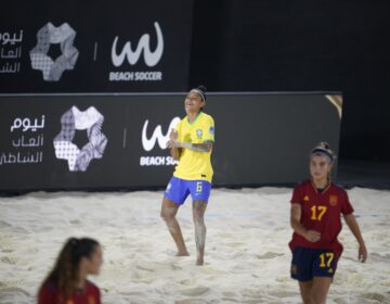 Seleções Feminina e Masculina de Beach Soccer vão à final da Neom Cup