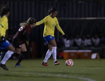 Seleção feminina perde para Canadá em segundo amistoso pós-Copa