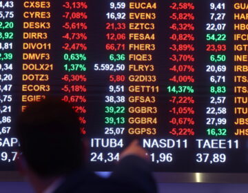 Ibovespa fecha acima de 132 mil pontos pela primeira vez