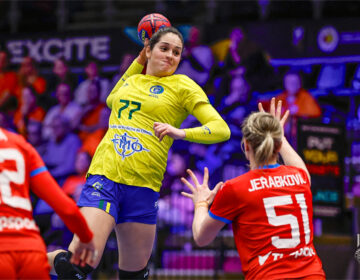 Brasil vence República Tcheca no Mundial de handebol feminino