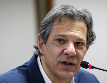 Haddad diz que continuará a buscar déficit zero em 2024