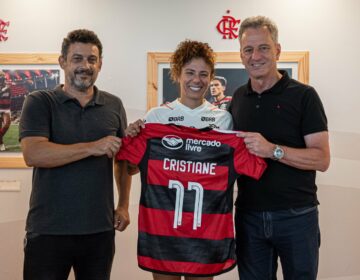 Flamengo anuncia a atacante Cristiane para o futebol feminino