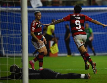 Flamengo estreia com goleada no Campeonato Carioca