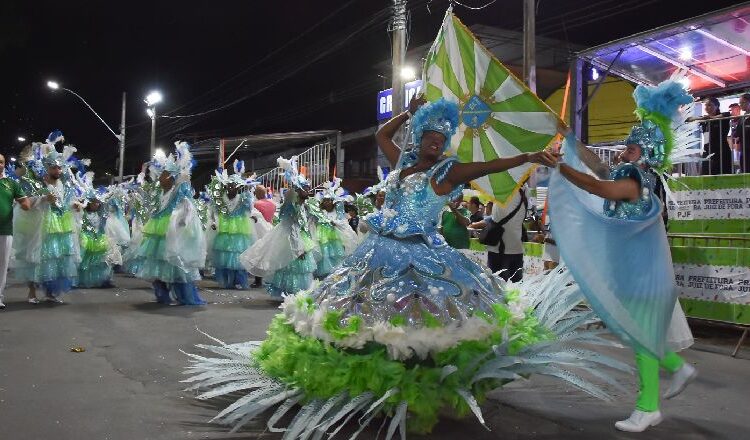 Tudo pronto para os desfiles oficiais na Passarela do Samba de Juiz de Fora