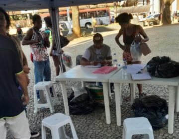 Serviço Especializado de Abordagem Social orienta população em situação de rua na Praça da Estação