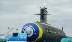 Lula e Macron lançam 3º submarino de parceria entre Brasil…