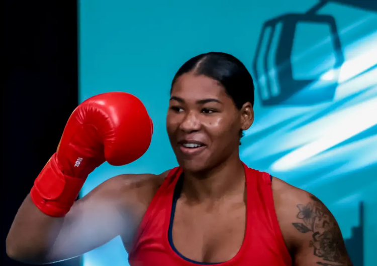 Viviane Pereira vence luta de estreia no último Pré-Olímpico de Boxe