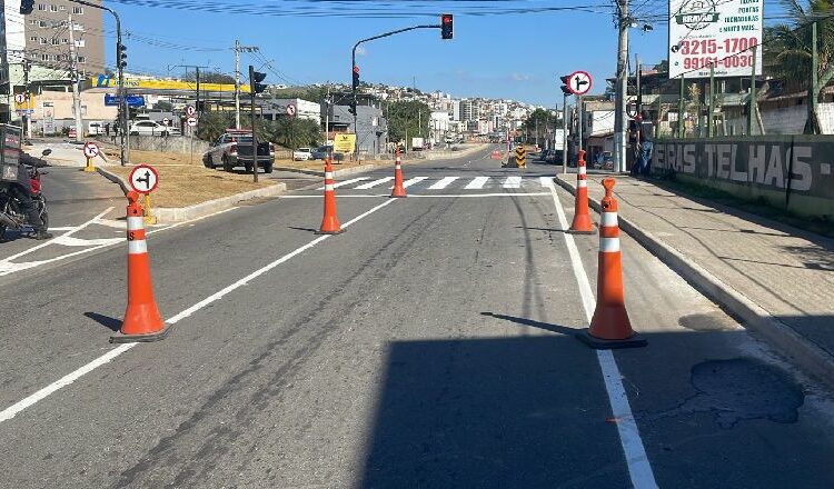 Obras na Nova Via São Pedro – Semáforo do trevo do Jardim Casablanca está em funcionamento