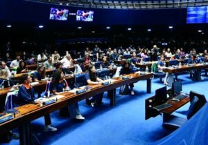 Secretaria de Educação seleciona estudante para representar Minas Gerais no Programa Jovem Senador