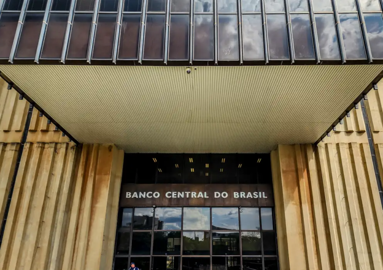 Mercado financeiro projeta inflação de 3,88% em 2024