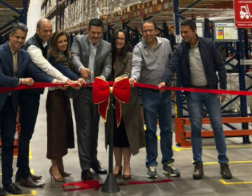 Governo de Minas e farmacêutica multinacional inauguram centro de distribuição em Extrema
