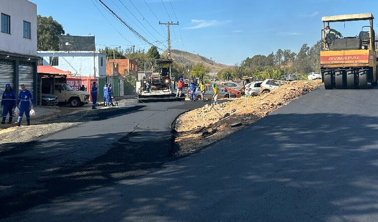 Trânsito em Igrejinha sofre alterações durante pavimentação no bairro