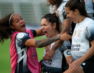 Corinthians derrota Boca e chega à final da Libertadores Feminina