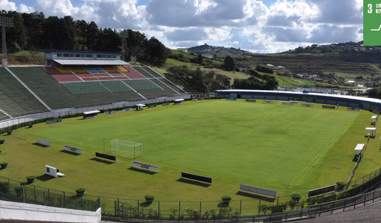 Estádio Municipal Radialista Mário Helênio recebe Tupynambás e Uberaba no domingo, 17