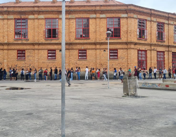 Mais de 1300 pessoas participam da primeira edição do Espaço Emprego em 2025