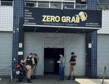 Fiscalização interdita estabelecimento por irregularidades e perturbação do sossego