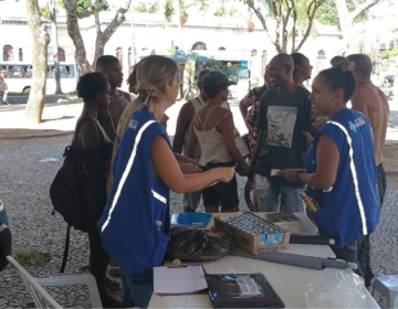 Ação socioeducativa do Seas e Consultório na Rua realiza prevenção de ISTs/HIV
