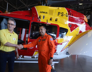 Governo de Minas entrega novos helicópteros para resgate aeromédico e de emergência no estado