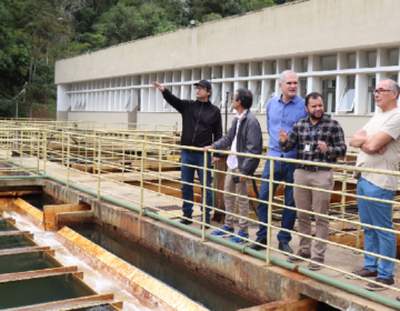 Representantes de entidades de Odontologia e Saúde visitam ETAs da Cesama para conferir processo de fluoretação