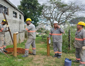 PJF inicia implantação de iluminação pública em praça do bairro Alto Grajaú