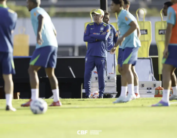 Carlo Ancelotti comanda o primeiro treino da seleção brasileira