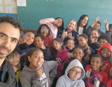 Gape conversa com alunos da E. M. Prof. Eunice Alves Vieira