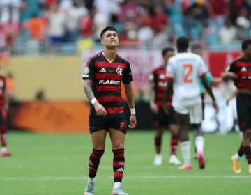 Bayern vence Flamengo por 4 a 2 e marca encontro com o PSG