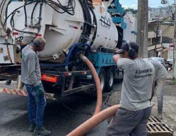 Prefeitura retira 26 toneladas de lixo das bocas de lobo no mês de julho