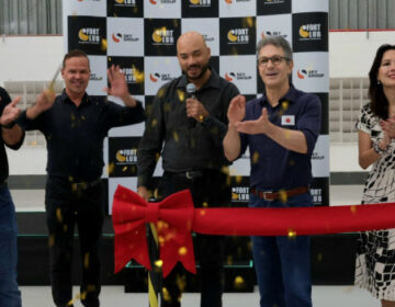 Governador participa de inauguração de empresa do setor de óleos lubrificantes em Contagem