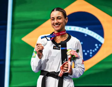 Milena Titoneli é prata no Mundial de taekwondo, o 3º pódio do Brasil