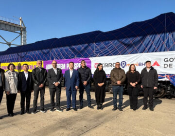 Na China, vice-governador acompanha embarque do primeiro dos novos trens do Metrô da RMBH