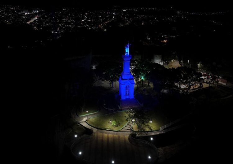 Novembro Azul: Morro do Cristo e ponte Wilson Coury Jabour recebem iluminação especial